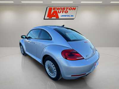 2015 Volkswagen Beetle, $10995. Photo 11