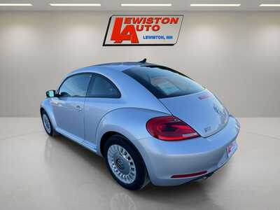 2015 Volkswagen Beetle, $10995. Photo 3