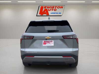 2026 Chevrolet Equinox, $35365. Photo 5