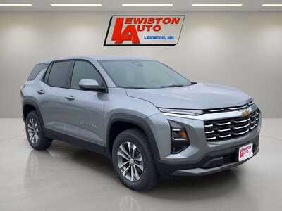 2026 Chevrolet Equinox, $35365. Photo 8