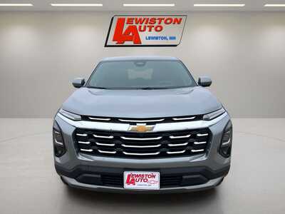 2026 Chevrolet Equinox, $35365. Photo 9