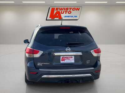 2015 Nissan Pathfinder, $3995. Photo 4