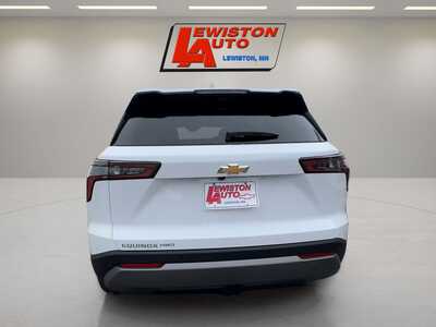 2026 Chevrolet Equinox, $35365. Photo 4