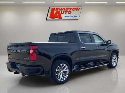 2020 Chevrolet 1500 Crew Cab, $34995. Photo 5