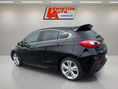 2017 Chevrolet Cruze, $12995. Photo 3