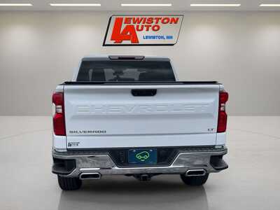 2023 Chevrolet 1500 Crew Cab, $39995. Photo 4