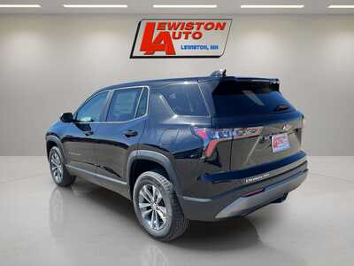 2026 Chevrolet Equinox, $34095. Photo 11