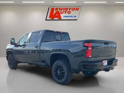 2026 Chevrolet 3500 Crew Cab, $67110. Photo 9