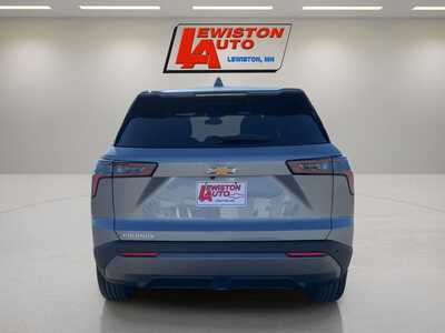 2026 Chevrolet Equinox, $30045. Photo 4
