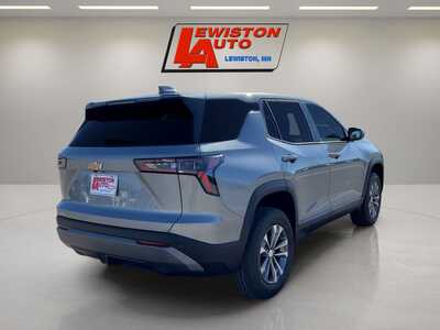 2026 Chevrolet Equinox, $30045. Photo 5