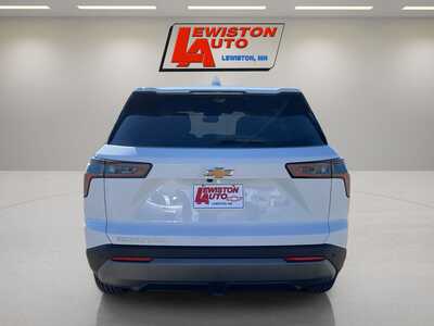 2026 Chevrolet Equinox, $35040. Photo 12
