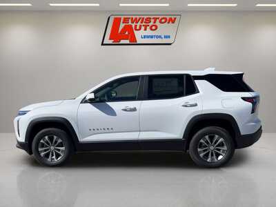 2026 Chevrolet Equinox, $35040. Photo 2