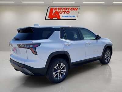 2026 Chevrolet Equinox, $35040. Photo 5