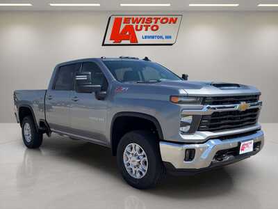 2026 Chevrolet 3500 Crew Cab, $63135. Photo 7