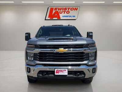 2026 Chevrolet 3500 Crew Cab, $63135. Photo 8