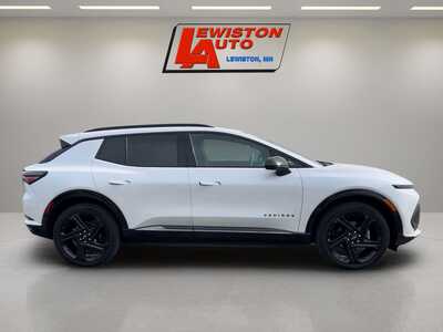 2024 Chevrolet Equinox, $28995. Photo 6