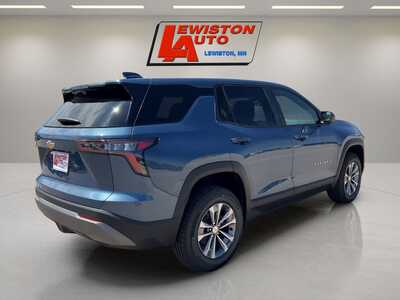 2026 Chevrolet Equinox, $35365. Photo 5