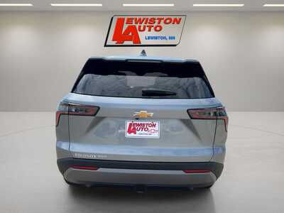 2026 Chevrolet Equinox, $34095. Photo 12