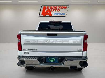 2020 Chevrolet 1500 Crew Cab, $29995. Photo 12