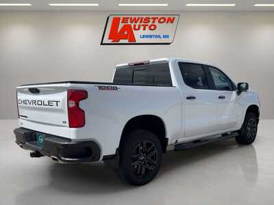 2024 Chevrolet 1500 Crew Cab, $48995. Photo 5