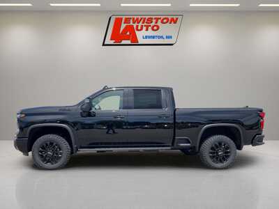 2026 Chevrolet 3500 Crew Cab, $84535. Photo 2