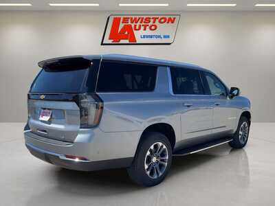 2026 Chevrolet Suburban, $74865. Photo 5