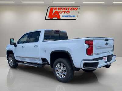 2026 Chevrolet 3500 Crew Cab, $87625. Photo 3