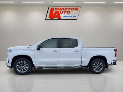 2022 Chevrolet 1500 Crew Cab, $39995. Photo 2