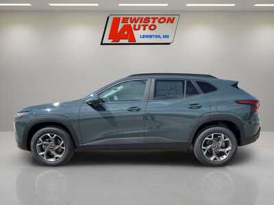2026 Chevrolet Trax, $26385. Photo 2