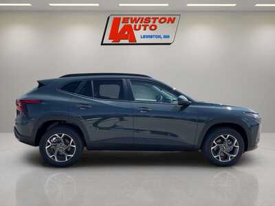 2026 Chevrolet Trax, $26385. Photo 6