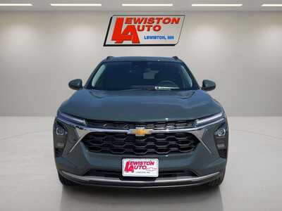 2026 Chevrolet Trax, $26385. Photo 8