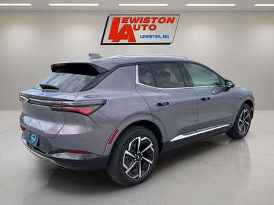 2025 Chevrolet Equinox, $30995. Photo 5