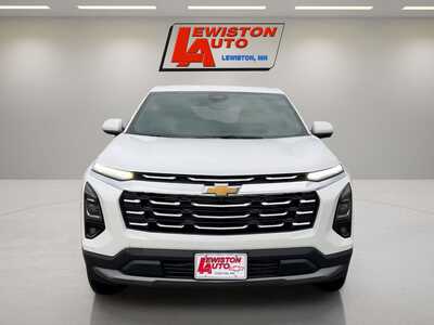 2027 Chevrolet Equinox, $36060. Photo 8