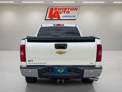 2013 Chevrolet 1500 Crew Cab, $15995. Photo 4
