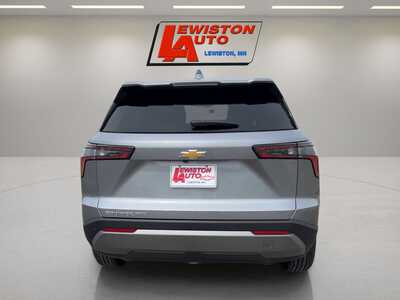 2027 Chevrolet Equinox, $34920. Photo 4