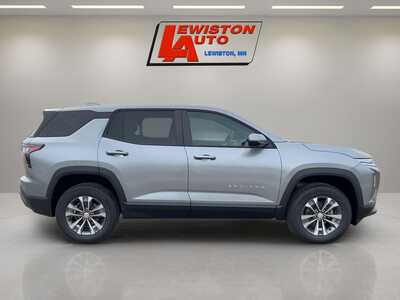 2027 Chevrolet Equinox, $34920. Photo 6