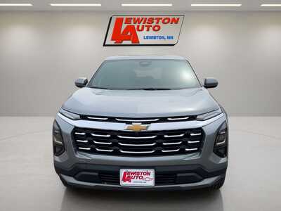 2027 Chevrolet Equinox, $34920. Photo 8