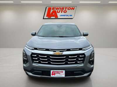 2027 Chevrolet Equinox, $36060. Photo 9