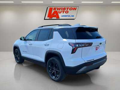 2027 Chevrolet Equinox, $37105. Photo 11