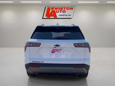 2027 Chevrolet Equinox, $37105. Photo 4