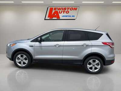 2016 Ford Escape, $11995. Photo 2