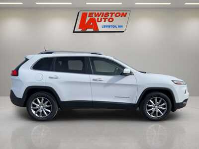 2018 Jeep Cherokee, $8995. Photo 6