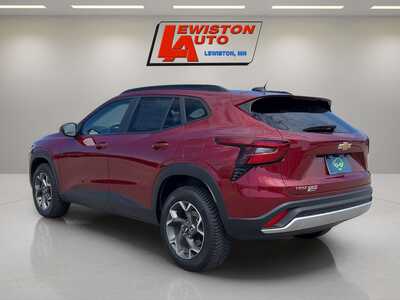 2025 Chevrolet Trax, $20995. Photo 3
