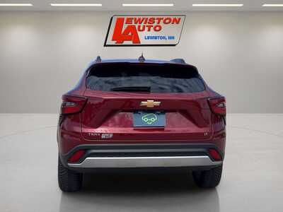 2025 Chevrolet Trax, $20995. Photo 4