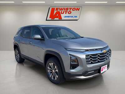 2027 Chevrolet Equinox, $36060. Photo 7