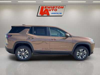 2027 Chevrolet Equinox, $36060. Photo 6
