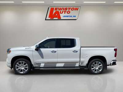 2023 Chevrolet 1500 Crew Cab, $41995. Photo 2
