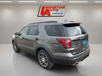 2017 Ford Explorer, $15995. Photo 11