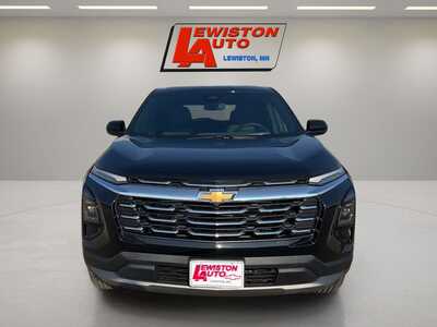 2027 Chevrolet Equinox, $34545. Photo 8