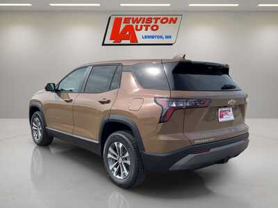 2027 Chevrolet Equinox, $36060. Photo 3